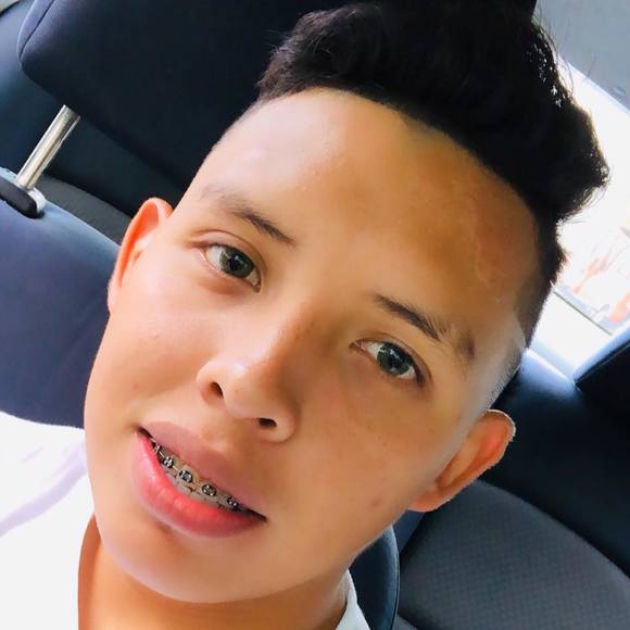 Meet your Posher, Lopez - Picture 1 of 1